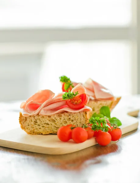Ham Tomato Sandwich — Stock Photo, Image