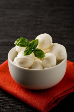 mozzarella meze