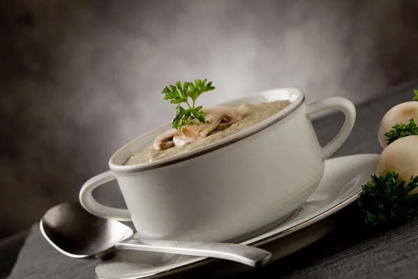 Houbová polévka s petrželkou — Stock fotografie