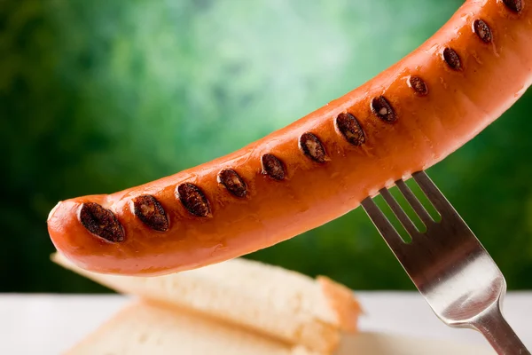 Гриль колбасы - хот-дог — стоковое фото