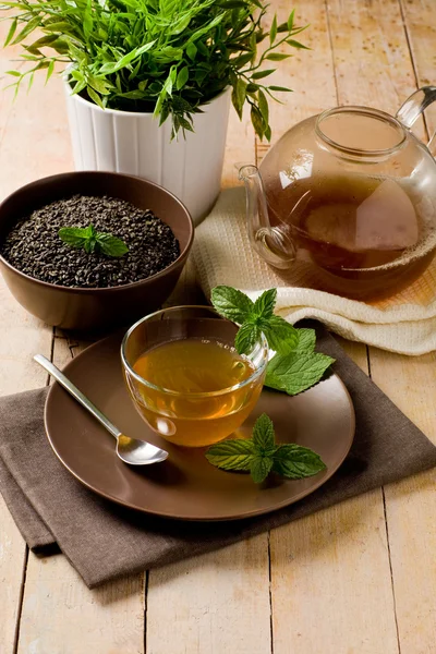 Зелений м'ята чай — стокове фото