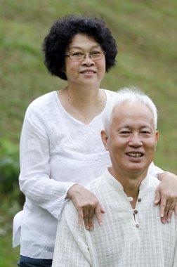 Asya kıdemli Çift