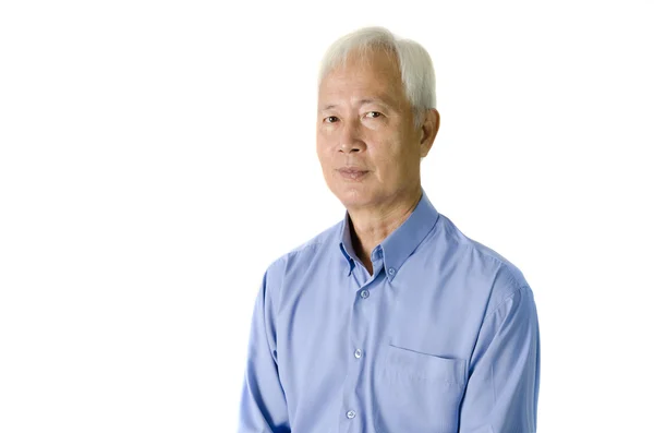 Azjatycki starszy mężczyzna na białym tle — Zdjęcie stockowe