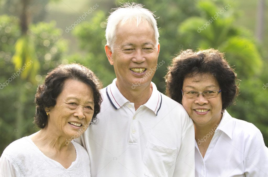Asian senior adult family