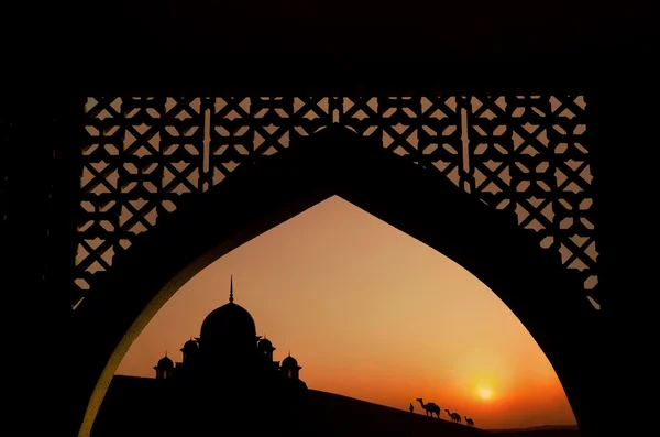 Silhouette of arabic architecture — Stock Photo, Image