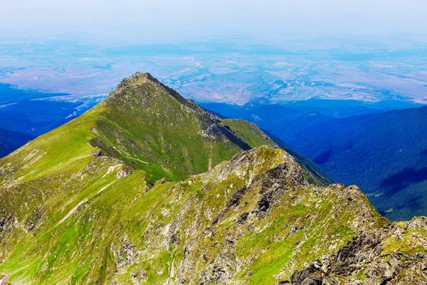 Peisaj cu munți Făgăraș în România — Fotografie, imagine de stoc