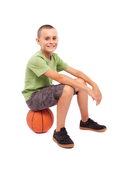 Gyermek kosárlabda elszigetelt fehér background — Stock Fotó