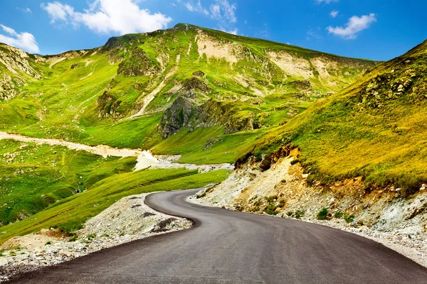 Transalpina kręte drogi w Rumunii — Zdjęcie stockowe