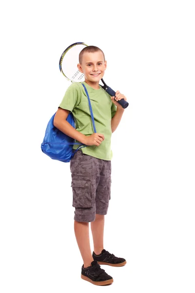 Ребенок с теннисной ракеткой и рюкзаком — стоковое фото
