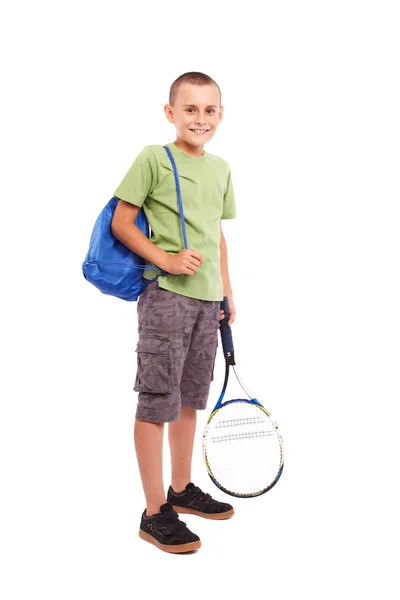 Ребенок с теннисной ракеткой и рюкзаком — стоковое фото