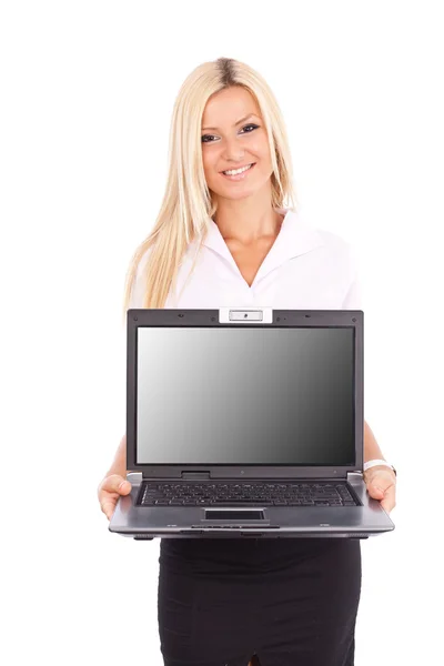 Attraktiva affärskvinna anläggning laptop — Stockfoto