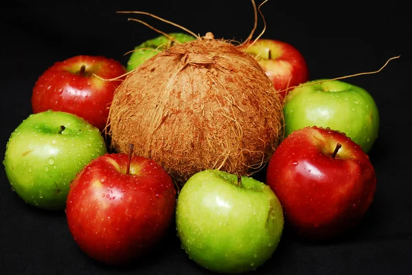Barevné čerstvé skupiny ovoce — Stock fotografie