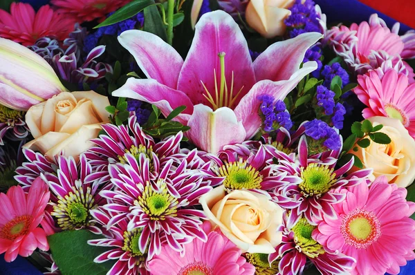 Barevná kytice květin — Stock fotografie
