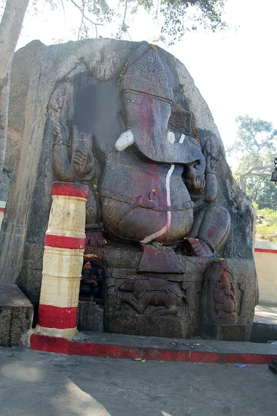 Ganesha taille roche — Photo