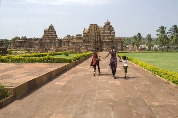 Visite des temples de Pattadakal — Photo