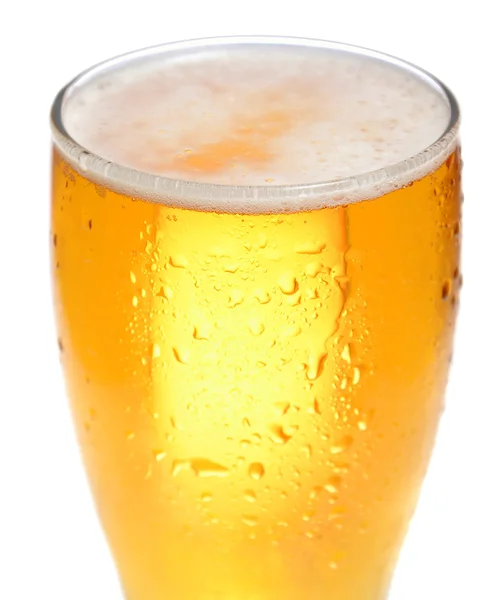 Είναι η μπύρα σε ποτήρι — Φωτογραφία Αρχείου