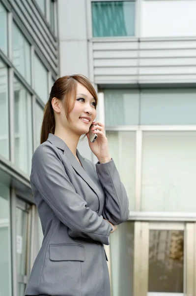 Sorrindo gerente de negócios mulher — Fotografia de Stock