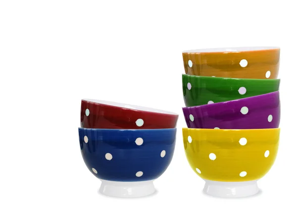Шесть разноцветных чаш на белом фоне — стоковое фото