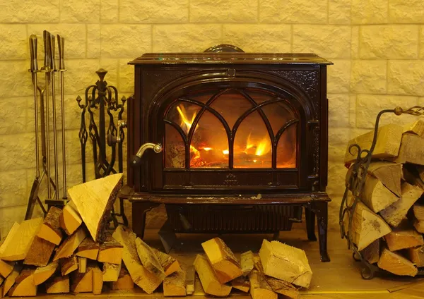 Hořící hot ohřívač — Stock fotografie