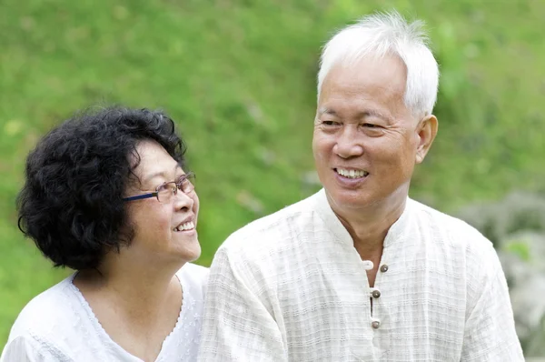 Asijské starší pár — Stock fotografie