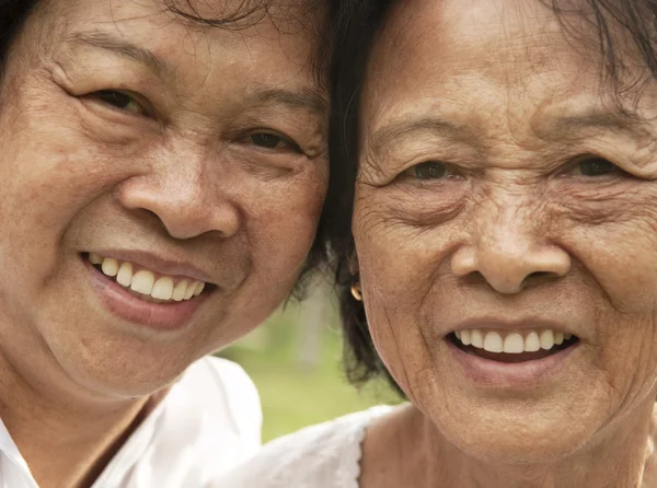 Ázsiai idősebb nő — Stock Fotó