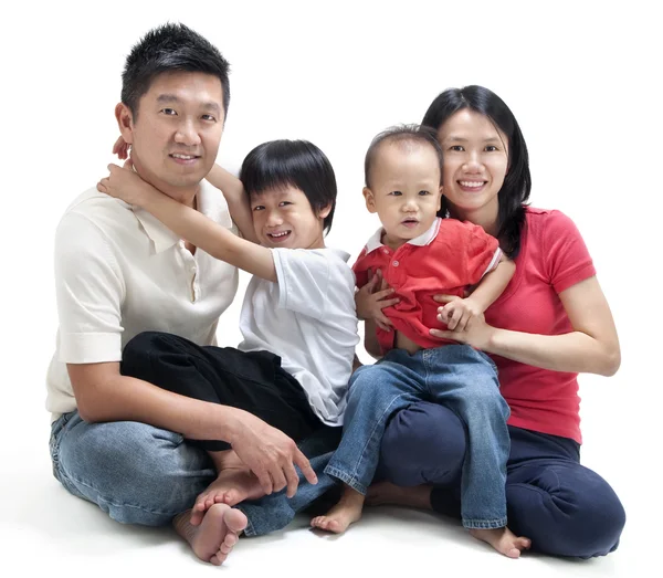 Feliz familia asiática —  Fotos de Stock