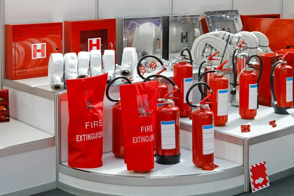 Extintores de incêndio — Fotografia de Stock
