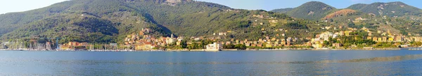 Fezzano panorama — Zdjęcie stockowe