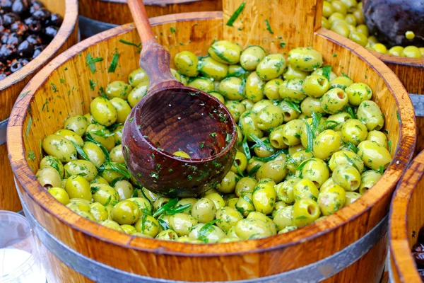 Olives bucket — Stock Photo, Image