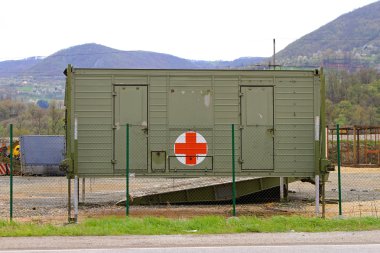 Mobile hospital clipart