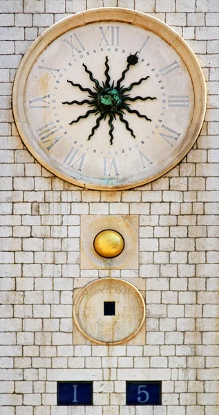 시계탑 두브로브니크 — 스톡 사진