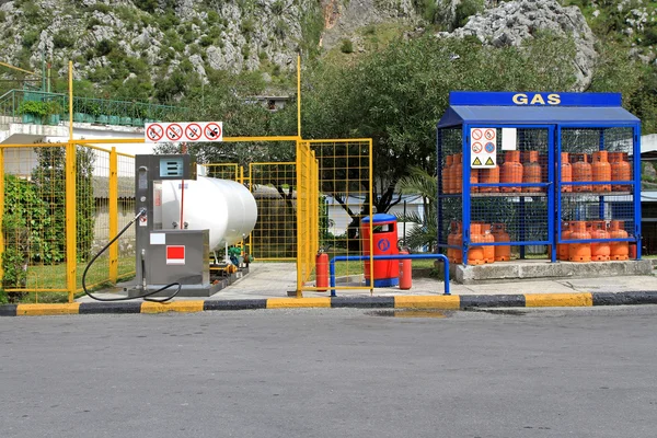 Auto y hogar de gas — Foto de Stock