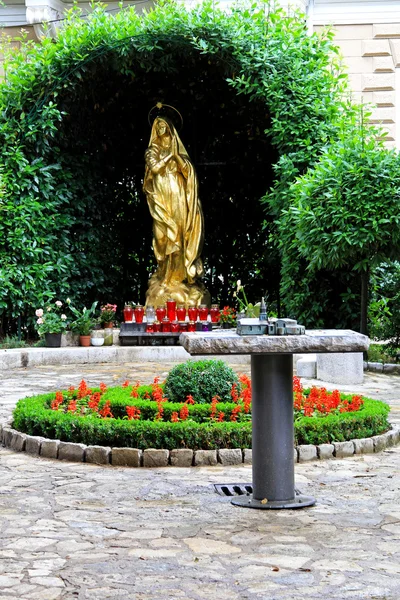 Statua della madonna — Foto Stock