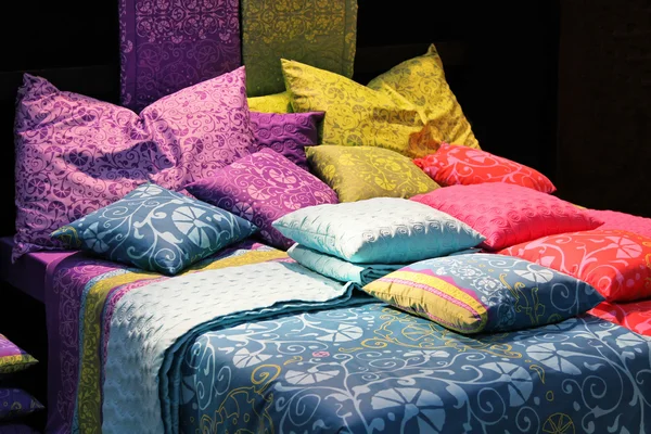 Almohadas de color —  Fotos de Stock