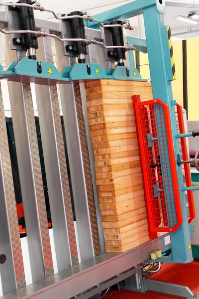 Máquina de calambres de madera —  Fotos de Stock