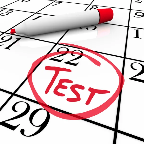 Test dag kretsade på kalender - nervös för tentan — Stockfoto
