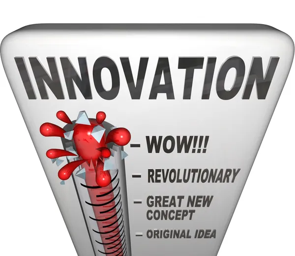 Innovation nivå mäts på termometer - ny uppfinning — Stockfoto