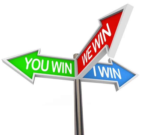 Sen ve ben kazanmak tüm Kazananlar - 3 yolu sokak tabelası — Stok fotoğraf