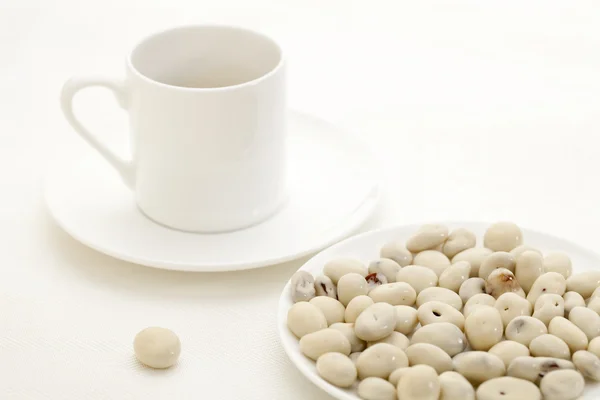 Yogurt raisins and coffee — Stock Photo, Image