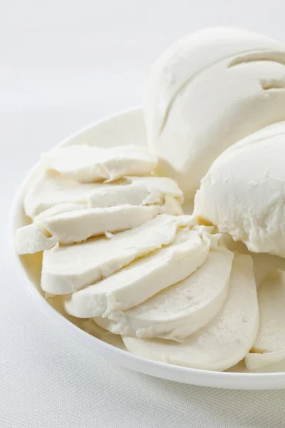 Mozzarella kaas segmenten — Stockfoto