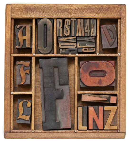 Antique letterpress type with letter F — Stock Photo, Image
