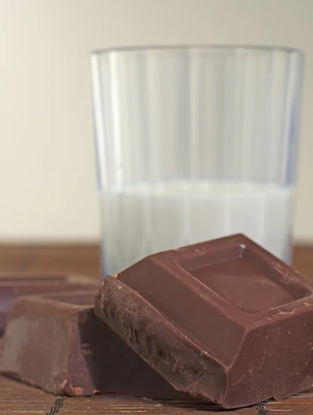 초콜릿과 우유 — 스톡 사진