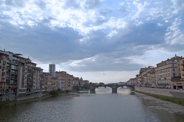 Arno nehri — Stok fotoğraf