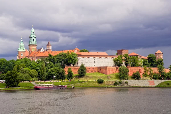 Wawel royal castle civarındaki cracow — Stok fotoğraf