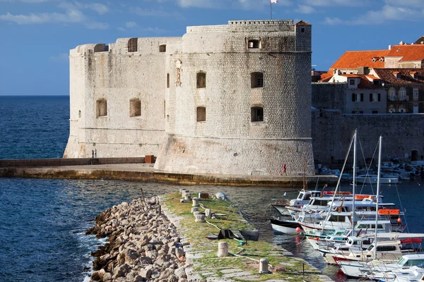 Dubrovnik Marina and Fortifications — Stock Photo, Image