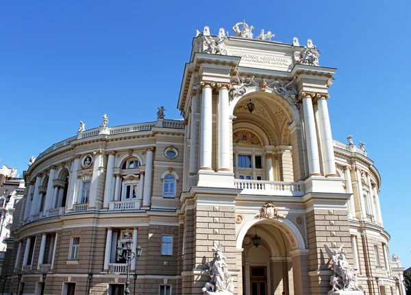 Красивый театр оперы и балета в Одессе — стоковое фото