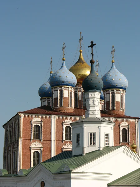 Ryazan Kreml kupoler — Stockfoto