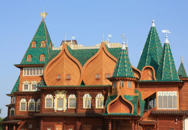 Torres del Palacio del Zar Alexei Mikhailovich — Foto de Stock