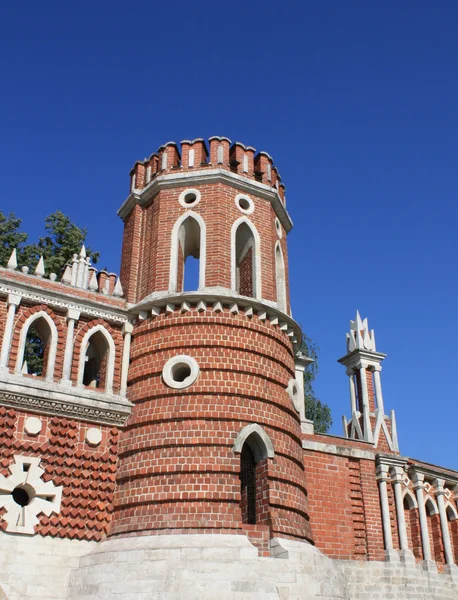 Башня Кудрявых ворот (Виноградные ворота) парка Царицын — стоковое фото