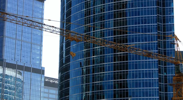 Bau von Gebäuden in der Gegend "Moskauer Stadt" — Stockfoto